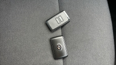 Renault Clio 1.0 TCe 90 Iconic Edition 5dr Petrol Hatchback